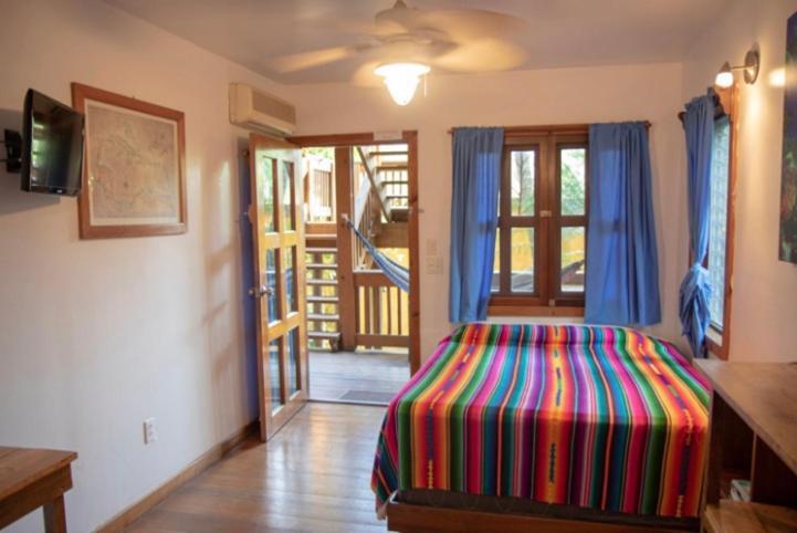 ويست ايند Sea Breeze Inn المظهر الخارجي الصورة