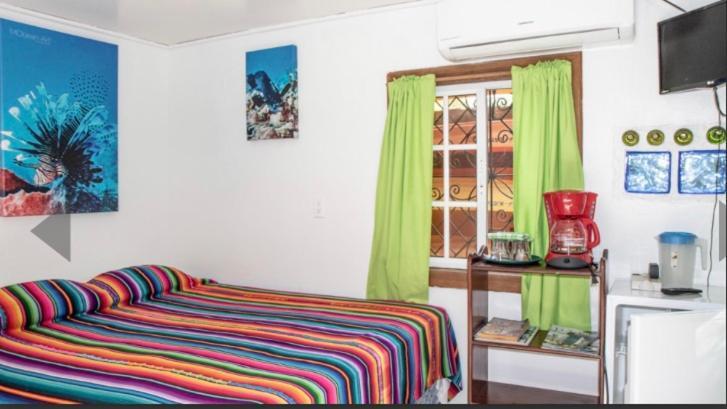 ويست ايند Sea Breeze Inn المظهر الخارجي الصورة